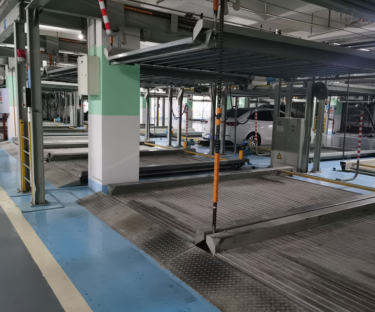 長順地下升降橫移類機械停車場